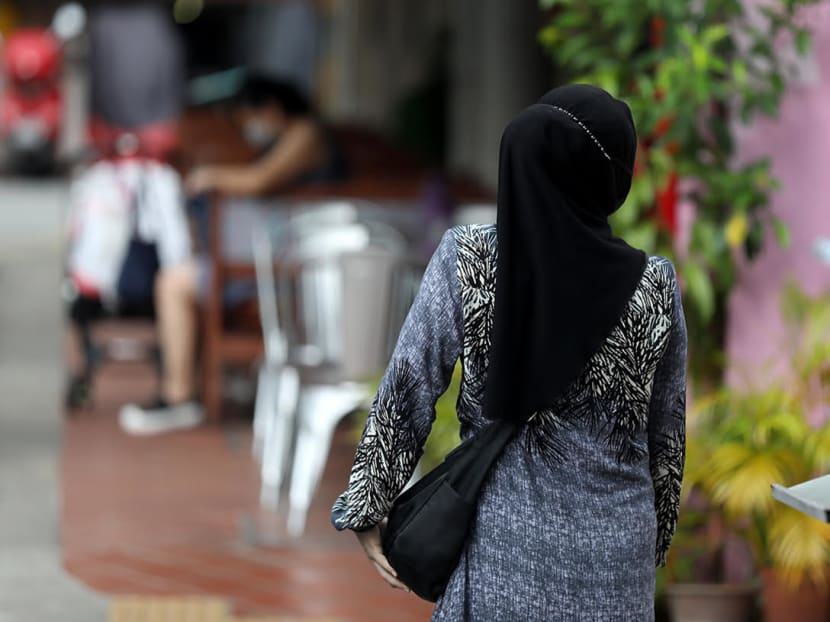 Muslim staff members working in the public healthcare sector, including nurses, will be allowed to wear a tudung, or headscarf, at work if they choose to do so, from Nov 1, 2021. Muslim staff members working in the public healthcare sector, including nurses, will be allowed to wear a tudung, or headscarf, at work if they choose to do so, from Nov 1, 2021.