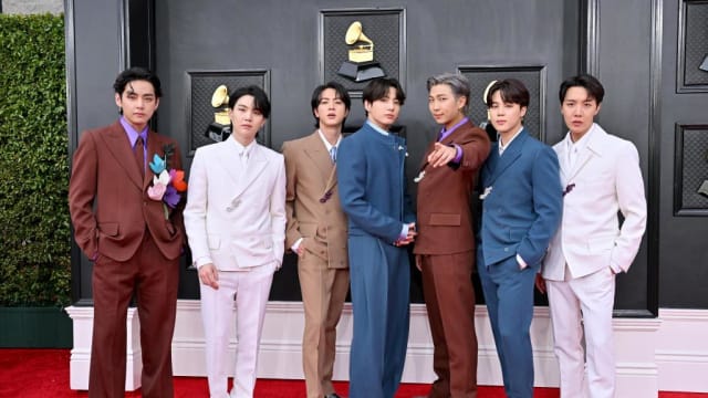 BTS被疯传是毒窟酒店常客！粉丝、公司强硬反击