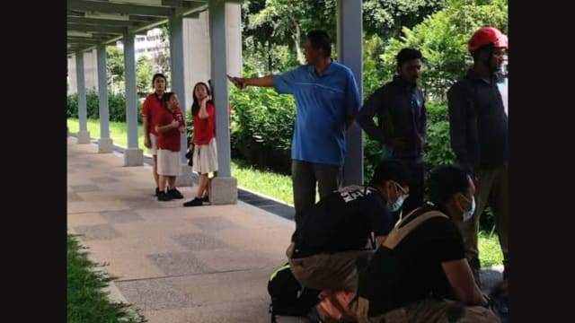 见客工倒下失意识  四名小六生迅速反应救人赢赞扬