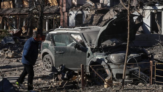 乌方指俄军连夜发动创纪录无人机攻击 破坏多地建筑物和基础建设