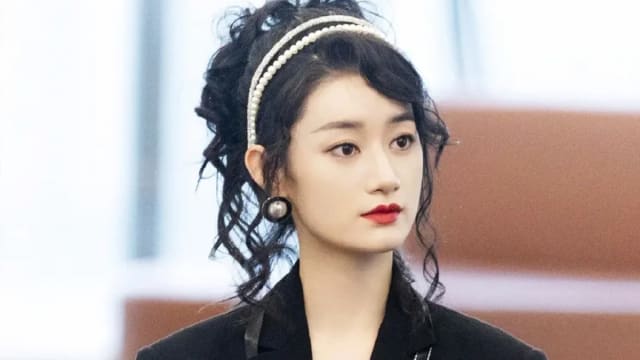 大家也要注意了！中国女星郭晓婷竟买到发霉纸内裤