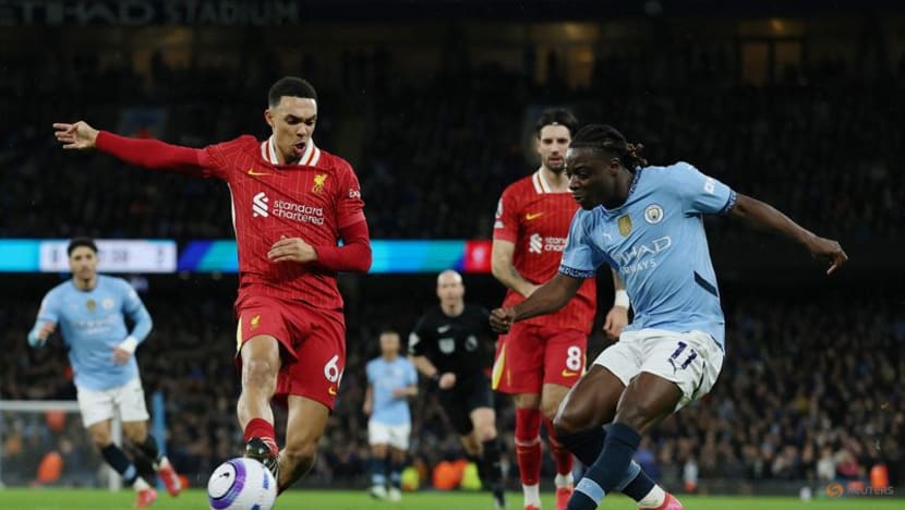 Liverpool beat Man City 2-0 to extend lead at the top to 11 points Liverpool beat Man City 2-0 to extend lead at the top to 11 points