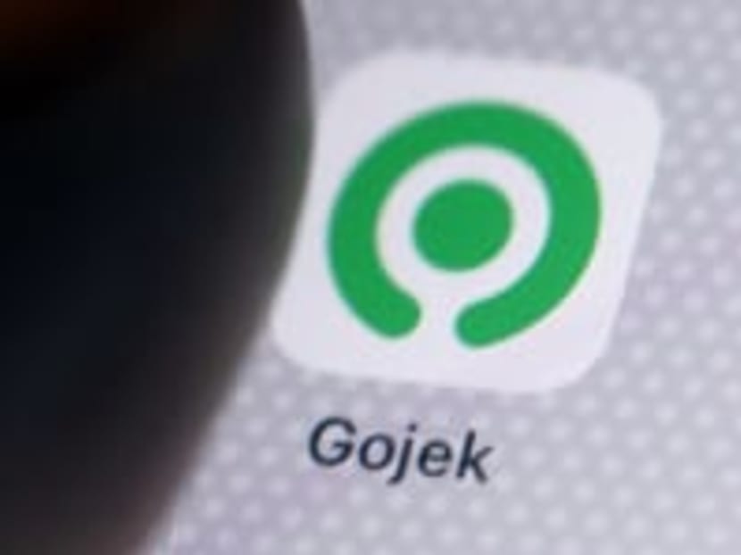 The temporary “driver fee” to help Gojek drivers deal with rising fuel prices will kick in from March 31 and be in place for at least two months. The temporary “driver fee” to help Gojek drivers deal with rising fuel prices will kick in from March 31 and be in place for at least two months.