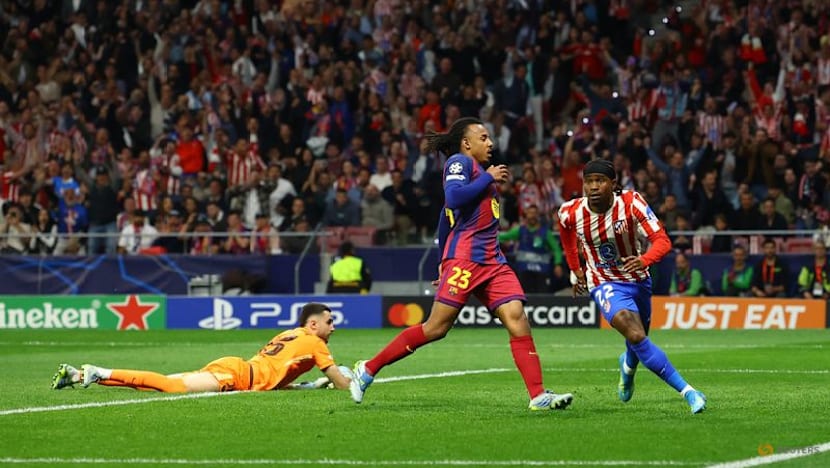 Atletico survive Barca scare to reach first Champions League semi in nine years