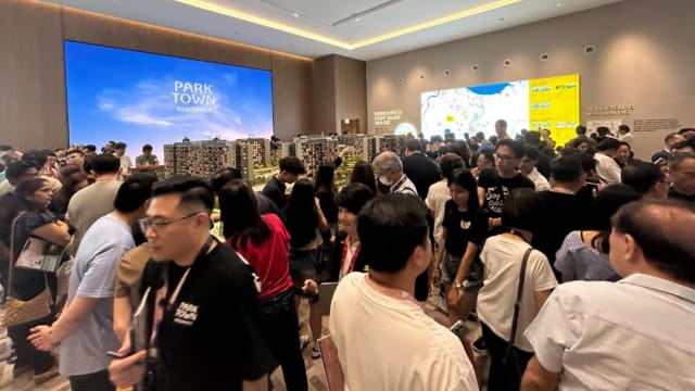两个私宅项目周末预览 吸引约1.5万人次