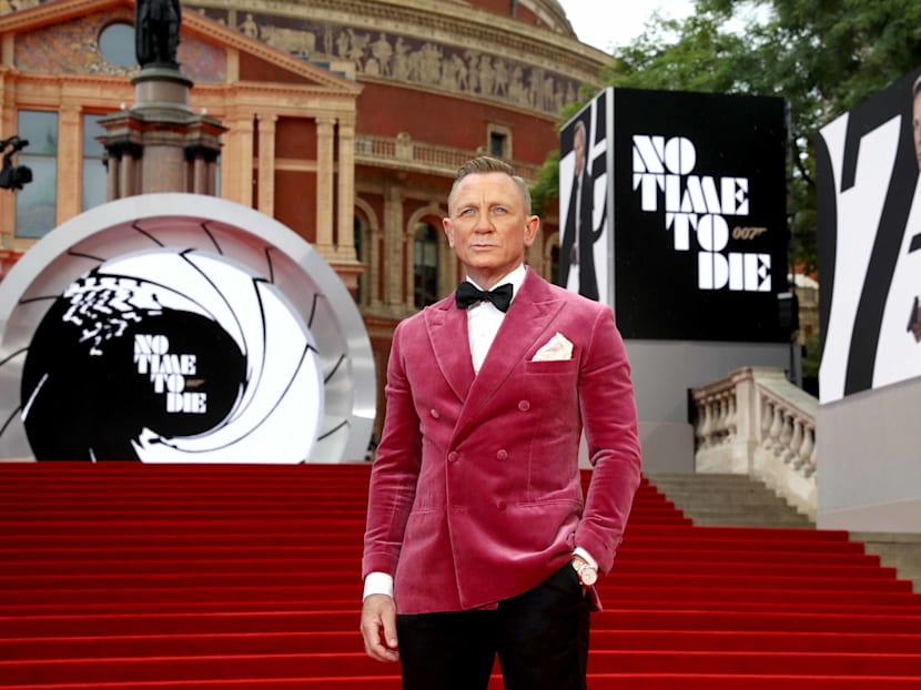 Daniel Craig Wishes He Could Have Kept James Bond's Aston Martin From No Time To Die