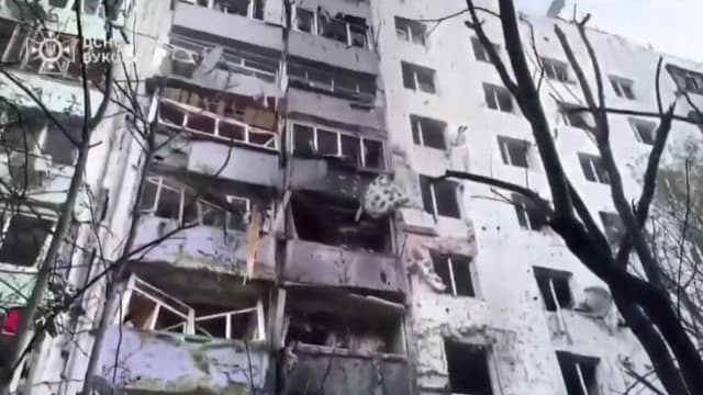 俄军空袭行动中发射数百无人机和远程导弹 造成至少六人身亡