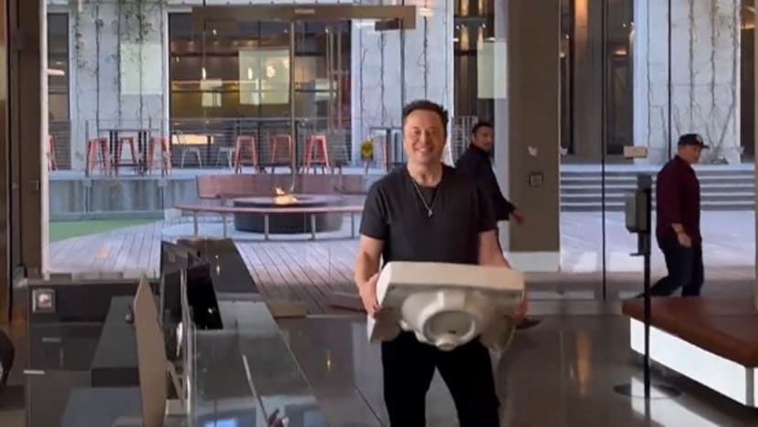 Commentary: Elon Musk takes Twitter private – here’s what that means for the company and its chances of success Commentary: Elon Musk takes Twitter private – here’s what that means for the company and its chances of success