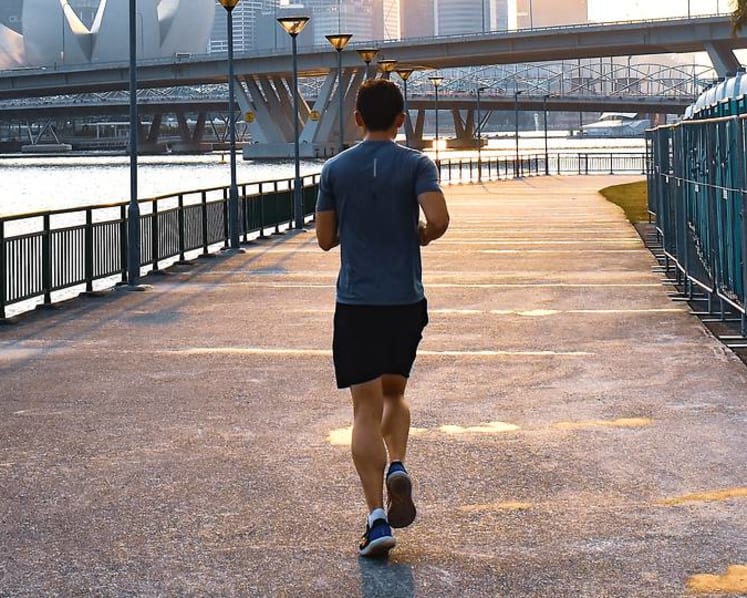 Commentary: You can enjoy jogging even by yourself