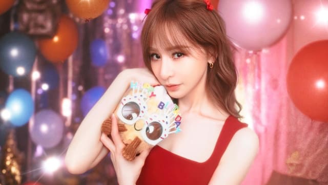王心凌迎43岁生日，惊人状态曝光！