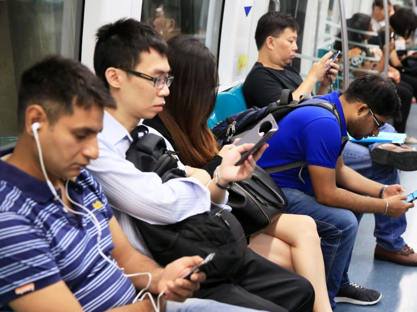 A new study by global data firm Nielsen has found that a growing number of Singaporeans, especially younger people, are reading their news online. A new study by global data firm Nielsen has found that a growing number of Singaporeans, especially younger people, are reading their news online.