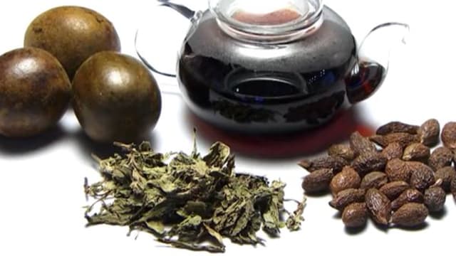 全岛高温难耐要喝凉茶解暑？中医师提醒要喝温热凉茶