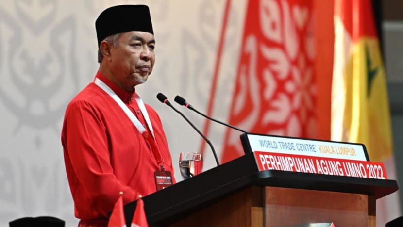 Ahmad Zahid defends UMNO’s GE15 strategy, pledges to win over youths at next polls Ahmad Zahid defends UMNO’s GE15 strategy, pledges to win over youths at next polls