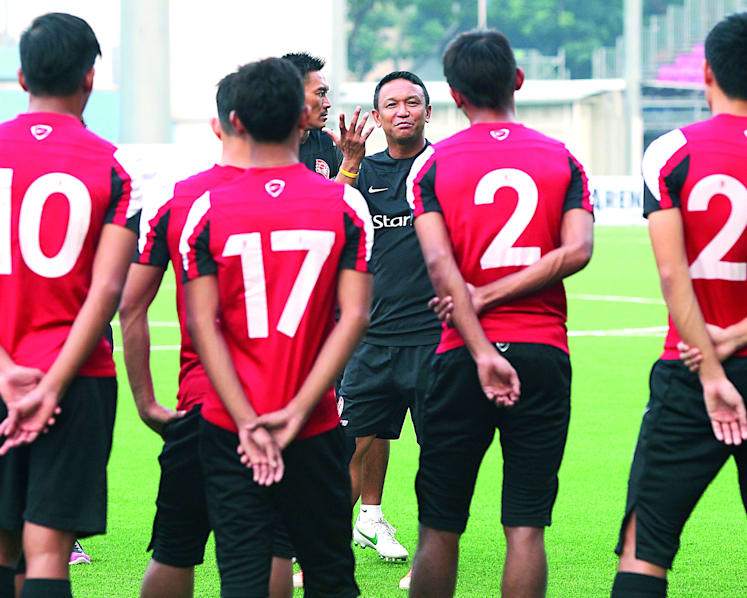 FAS disbands LionsXII, players seek new clubs