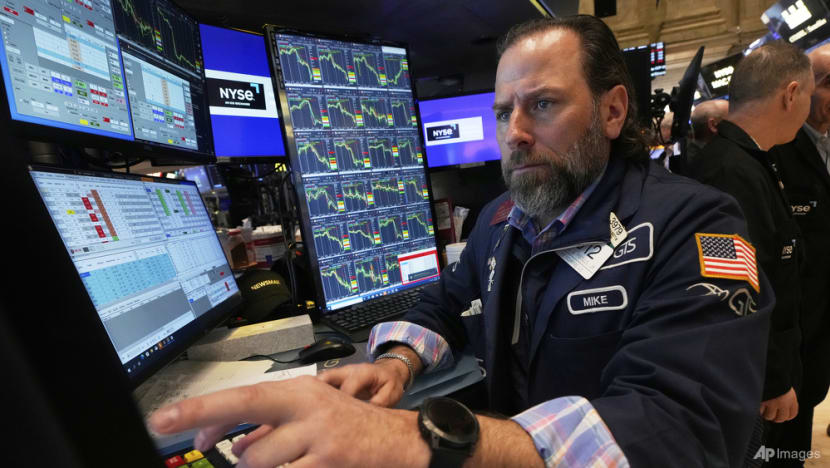US stocks plunge, suffer biggest losses since COVID-19 crash amid escalating trade war US stocks plunge, suffer biggest losses since COVID-19 crash amid escalating trade war