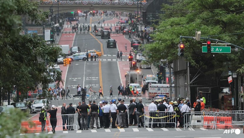 Unstable New York City skyscraper sparks major Manhattan evacuation Unstable New York City skyscraper sparks major Manhattan evacuation