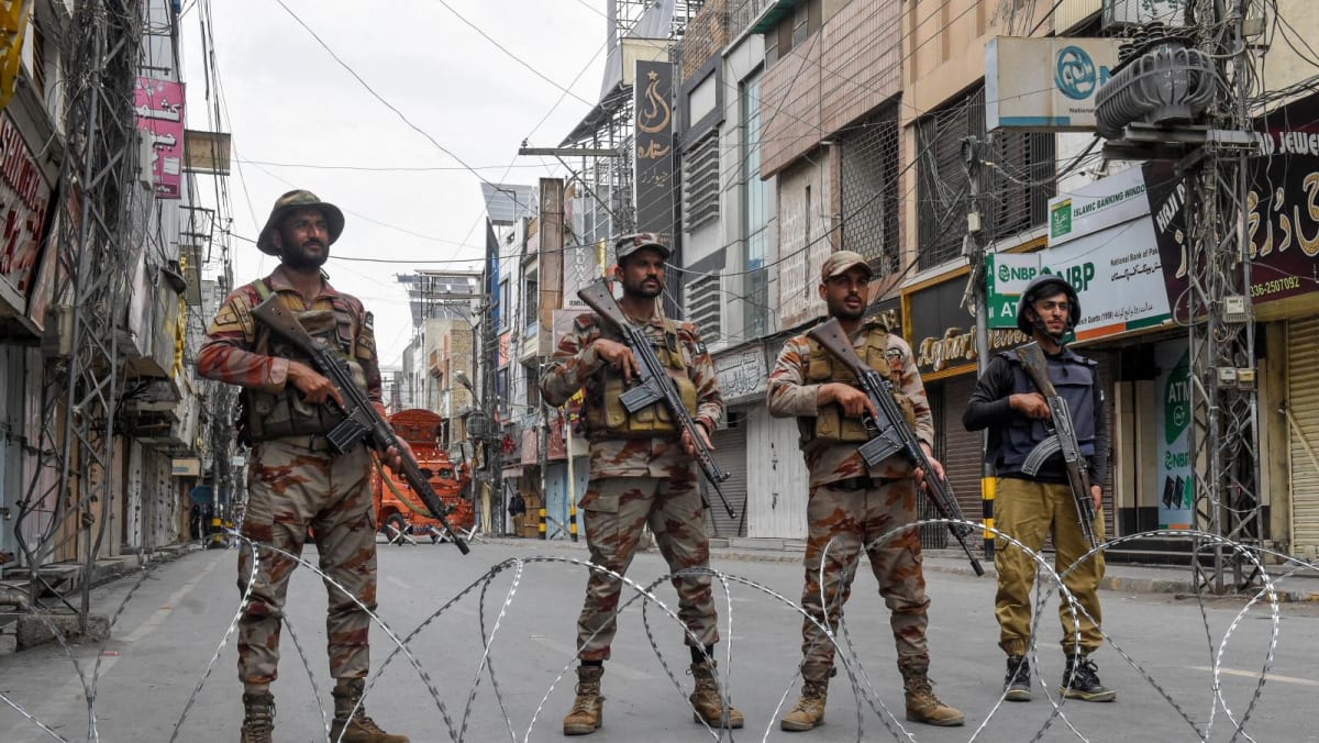 Pakistani separatists kill 9 bus passengers