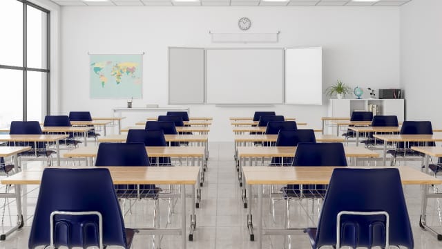 英国教师将举行大规模罢工 抗议工资十年来不增反减