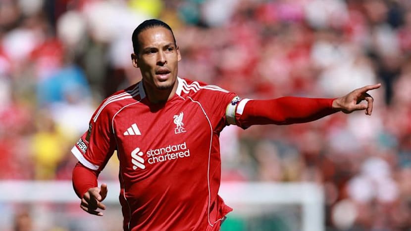 Liverpool's Van Dijk rejects criticism of training regime after Man United defeat