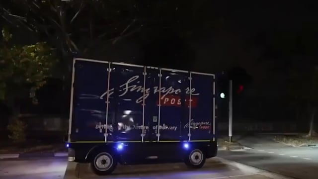 新邮政淡滨尼试行自动驾驶电动物流车 凌晨时段上路