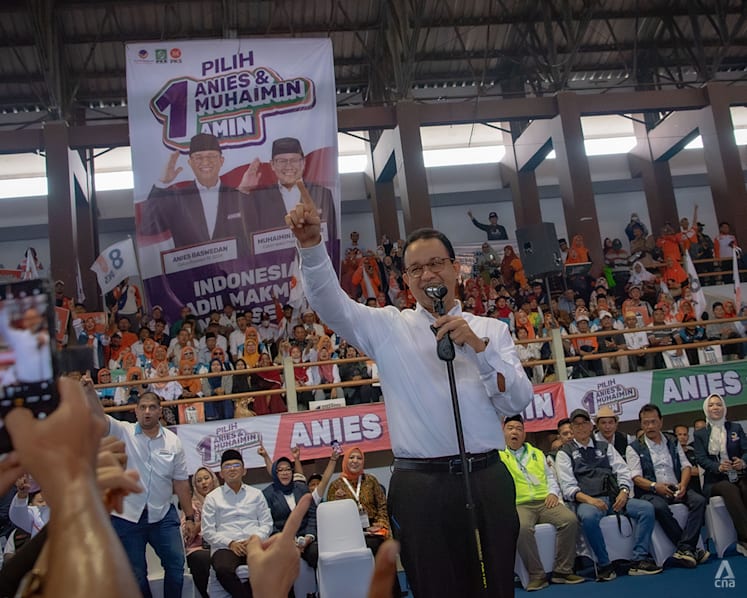 Berbekal pengalaman sebagai akademisi, capres Anies Baswedan adu gagasan untuk memikat para pemilih muda