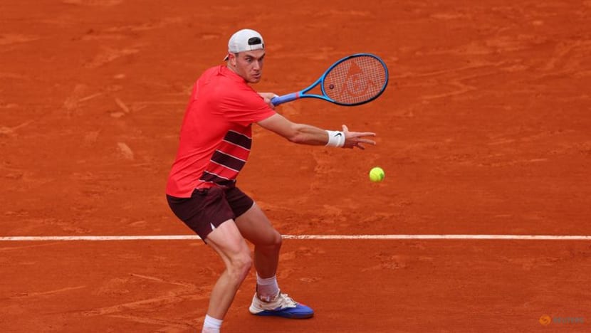 Draper dominates teenager Fonseca to reach French Open last 16 Draper dominates teenager Fonseca to reach French Open last 16