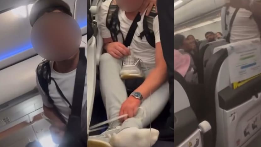 Australian man on Scoot flight to Manila escorted off plane after bloody fight with other passengers