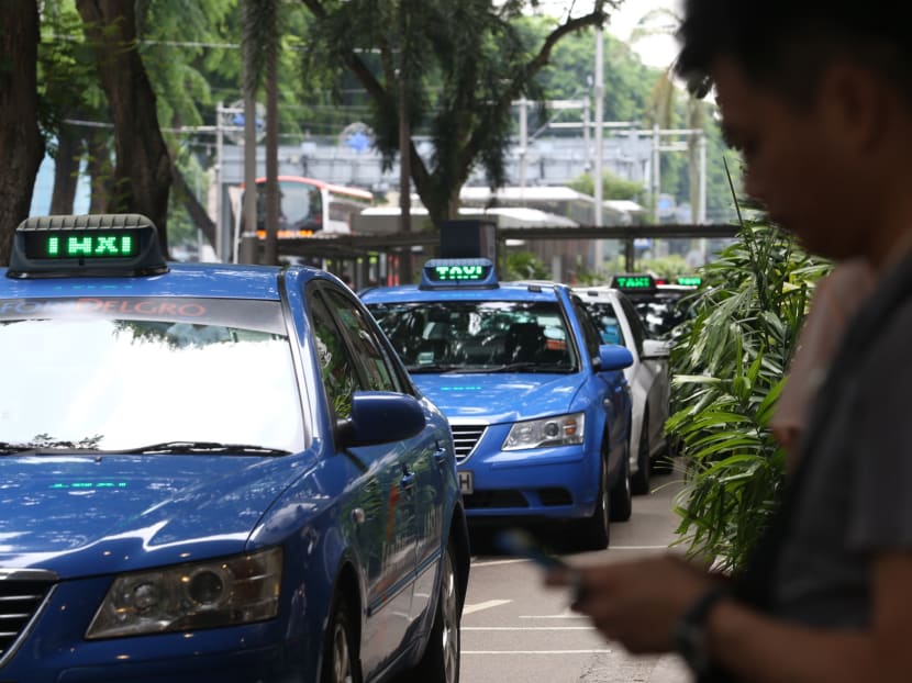 Overall satisfaction levels with taxi and private-hire car services in Singapore remained high in 2021. Overall satisfaction levels with taxi and private-hire car services in Singapore remained high in 2021.