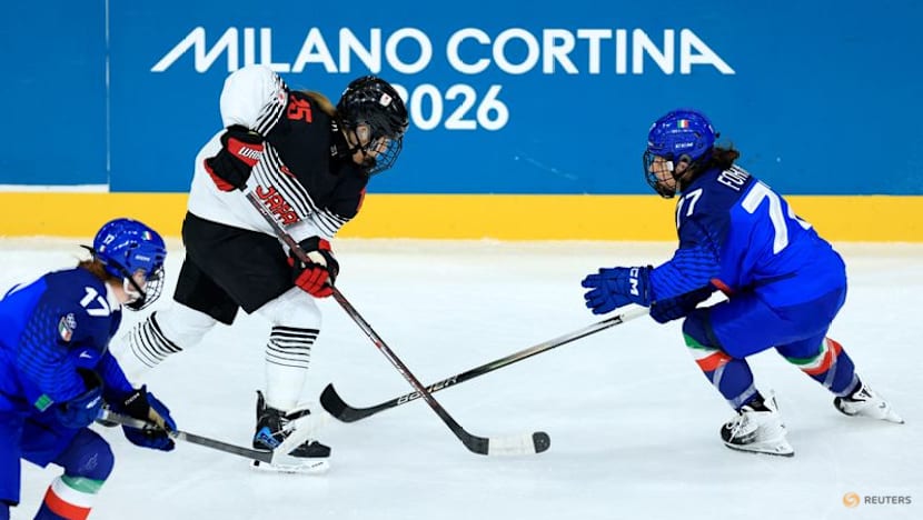 Ice hockey-Italy's women defy the doubters as they reach quarters