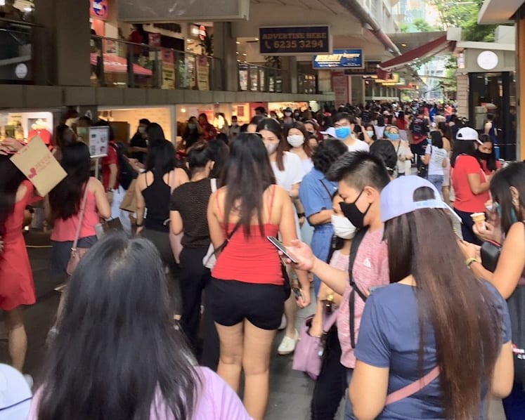 Do more to curb crowds at malls
