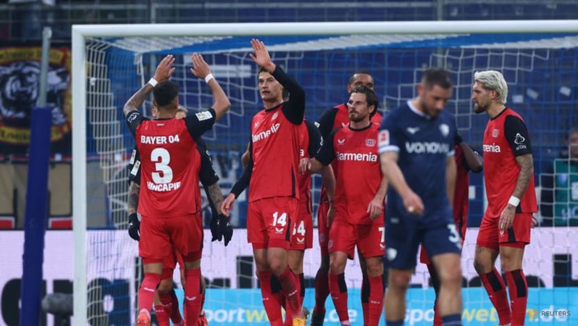 Struggling Bochum snatch 1-1 draw against Leverkusen with last-gasp equaliser Struggling Bochum snatch 1-1 draw against Leverkusen with last-gasp equaliser