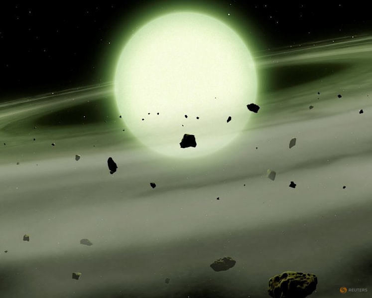 Newly identified green star leaves astronomers amazed