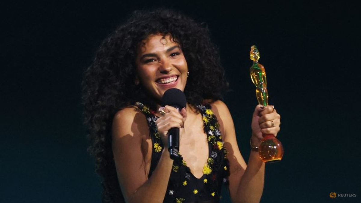 Pop-soul singer Olivia Dean wins 4 Brit Awards, taking artist of the year and song of the year