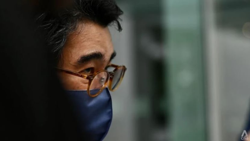 Perbicaraan bekas juri Singapore Idol Ken Lim atas kesalahan berkaitan seks pada Nov