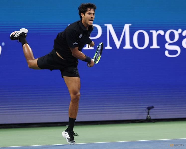 Birthday boy Monfils beats Vallejo in first round of his last US Open