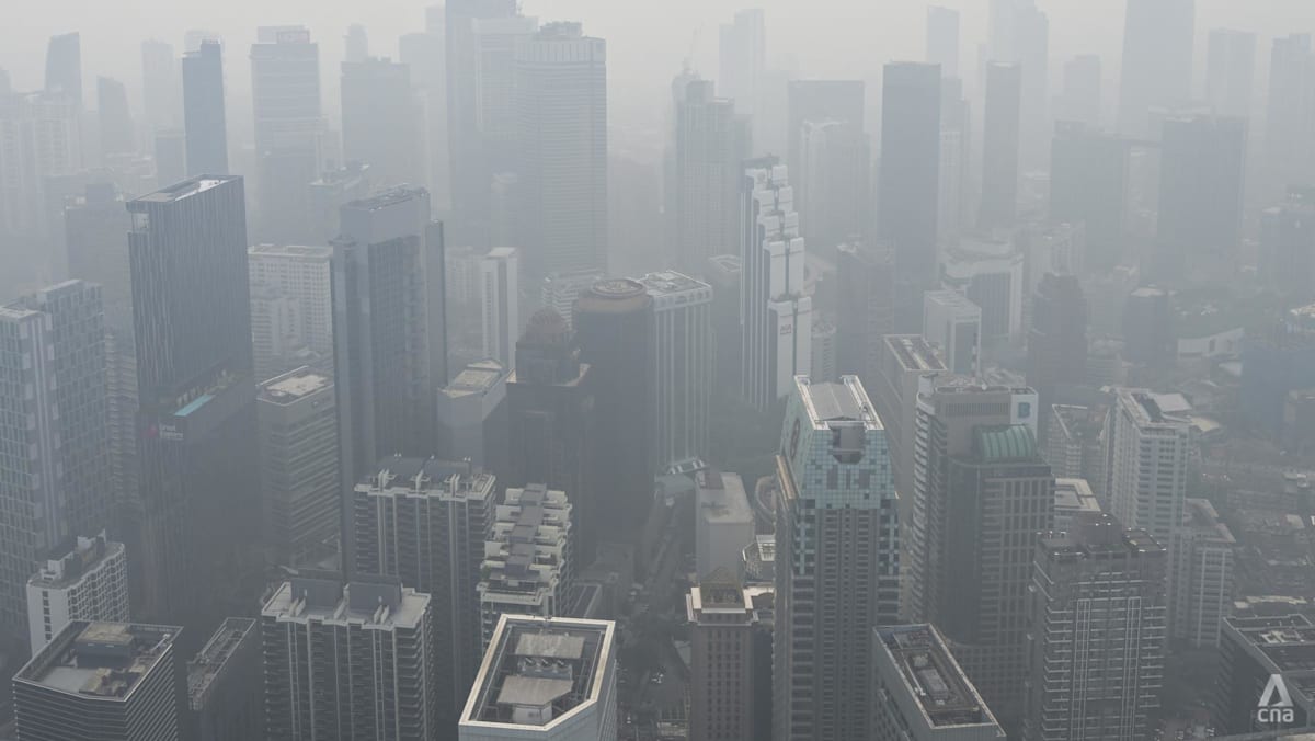 Sweeping school closures across Malaysia as haze worsens