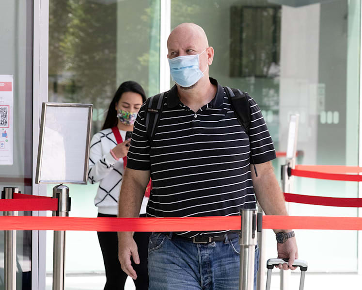 3 months’ jail for man who drunkenly attacked ICA officers