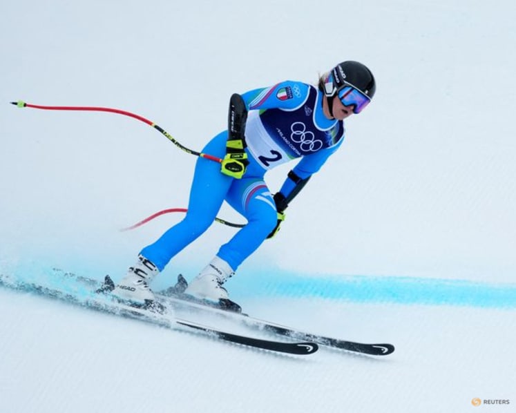Alpine skiing-Pirovano takes first downhill win as Aicher closes in on Vonn