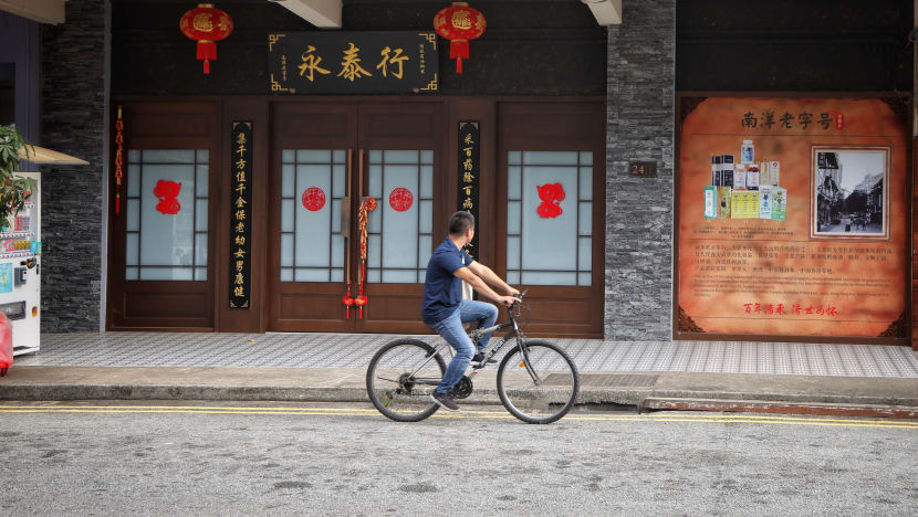 Novel coronavirus: Singapore reports first local transmissions, 4 cases linked to Jalan Besar shop visited by Chinese tour groups