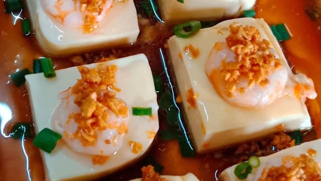 食谱：豆腐蒸鸡蛋虾