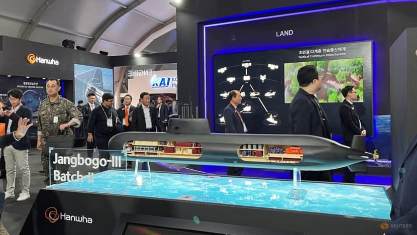 Korea Development Bank to sell shares in Hanwha Ocean, paper reports