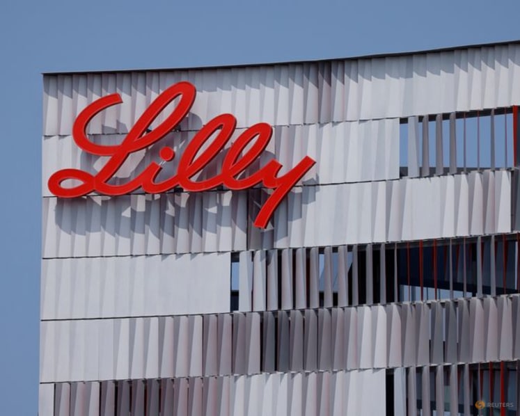 FDA will take a deeper look into the safety and effectiveness of Lilly experimental Alzheimer's drug