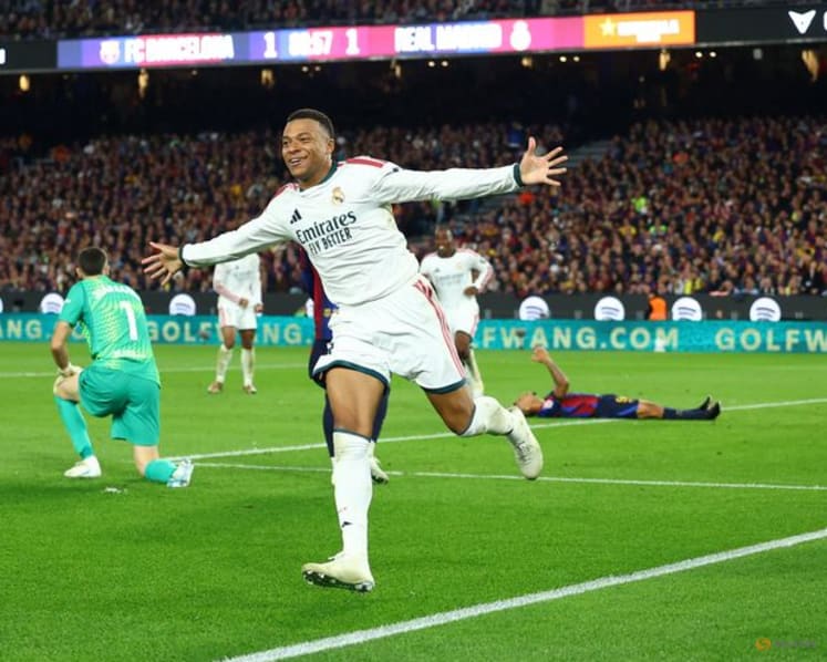 Real Madrid defeat Barcelona at Camp Nou to halve gap to LaLiga leaders
