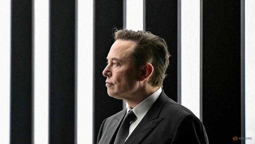Musk could leave Tesla if $1 trillion pay plan is rejected, chair warns