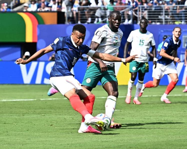 Goal machines Messi, Haaland and Mbappe give their teams perfect starts
