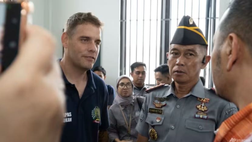 Australia sahkan lima anggota sindiket 'Bali Nine' kembali ke tanah air Australia sahkan lima anggota sindiket 'Bali Nine' kembali ke tanah air