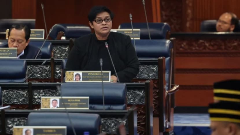 Rang Undang-Undang mansuh hukuman mati dibentang pertama kali di Dewan Rakyat M'sia Rang Undang-Undang mansuh hukuman mati dibentang pertama kali di Dewan Rakyat M'sia