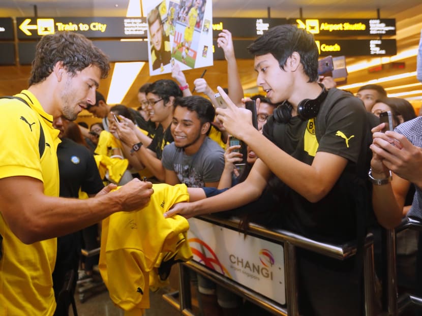 Borussia Dortmund arrive in Singapore