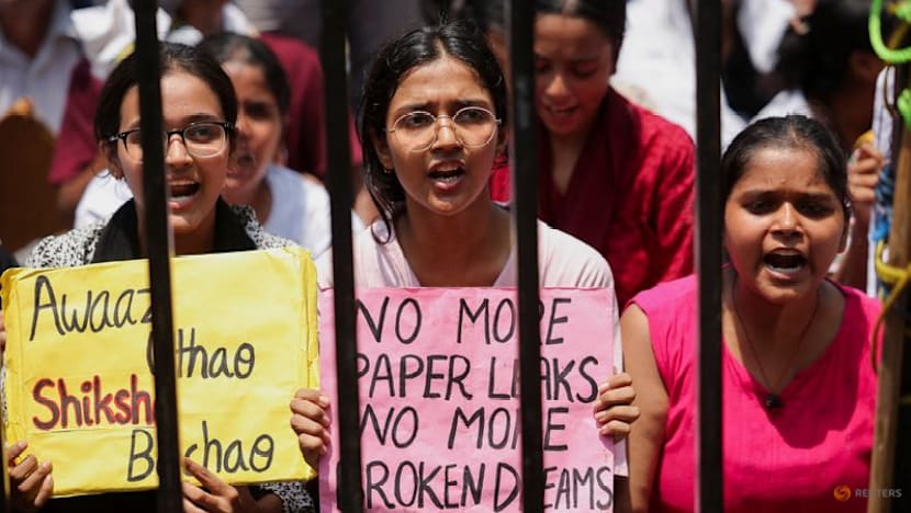 Preparing for disruption: Offline messaging apps join India’s protest toolkit