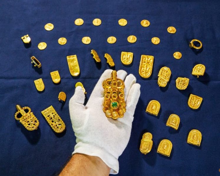 Byzantine gold objects help archaeologists uncover past of ship wrecked off Croatia